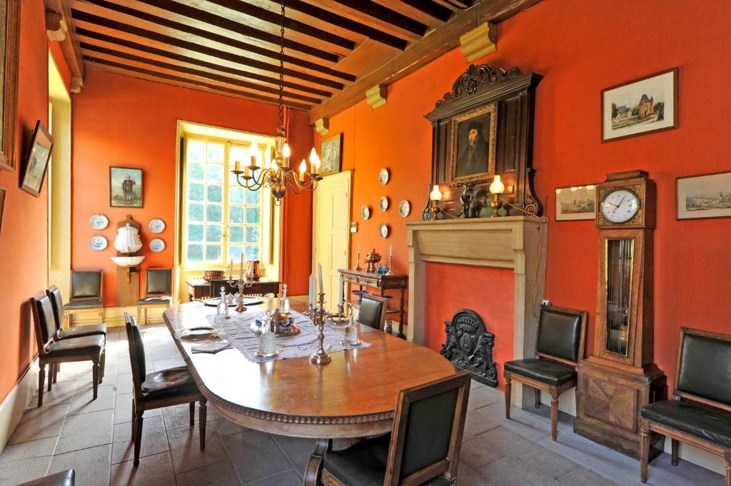 Bed and Breakfast Chateau Du Riau Villeneuve-sur-Allier Экстерьер фото